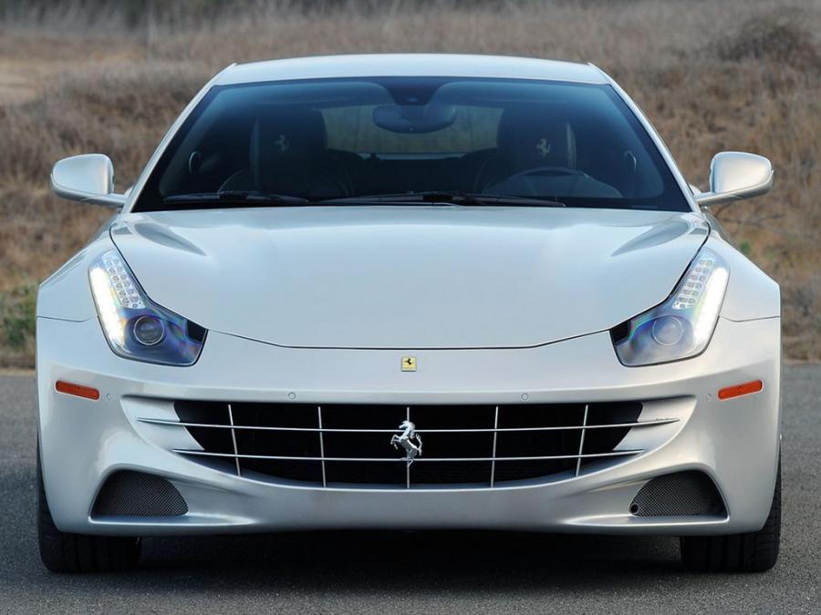  Ferrari FF 2011 года  (US) (фото 9 из 14)